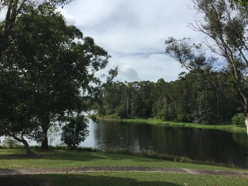 Baroon Pocket Dam: Martin Williams Walk