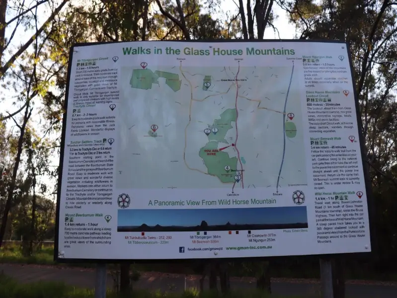 Glass House Mountains National Park: Mathew Flinders Park to Jack Ferris Lookout