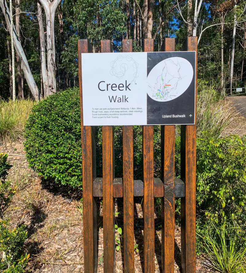 Maroochy Regional Bushland Botanic Garden: Creek walk