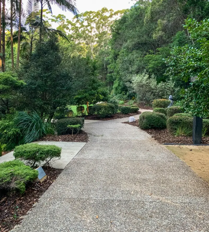 Maroochy Regional Bushland Botanic Garden: Sculpture Garden walk