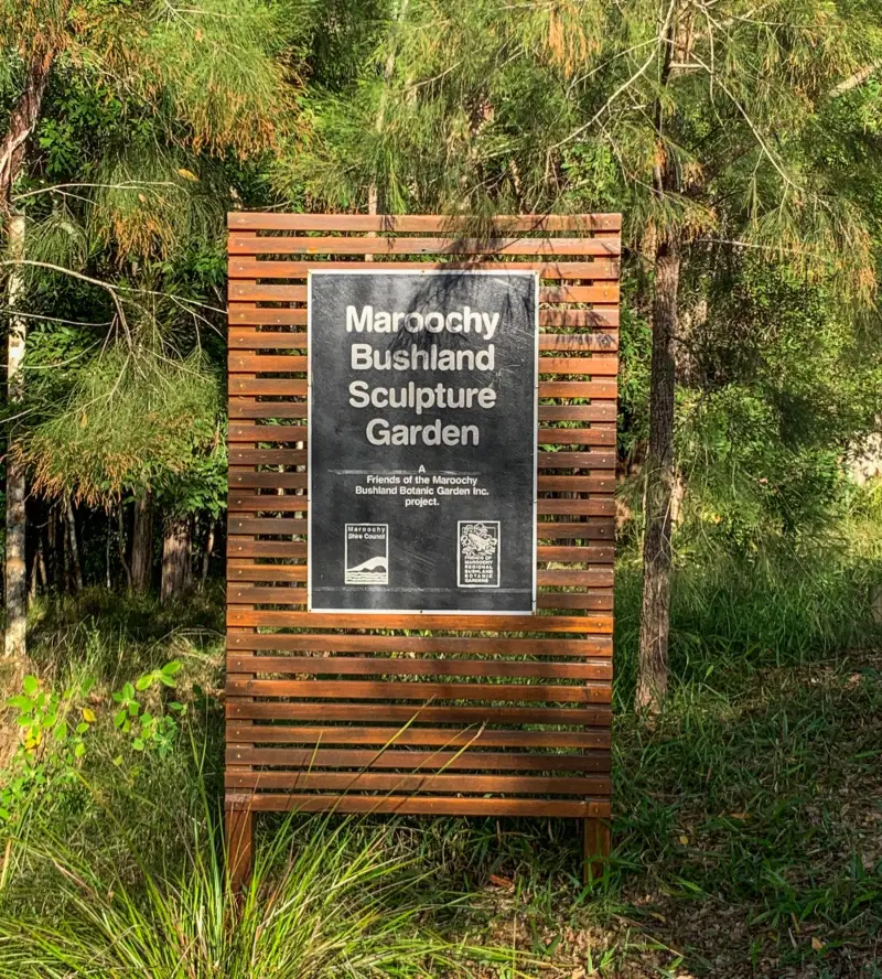 Maroochy Regional Bushland Botanic Garden: Sculpture Garden walk