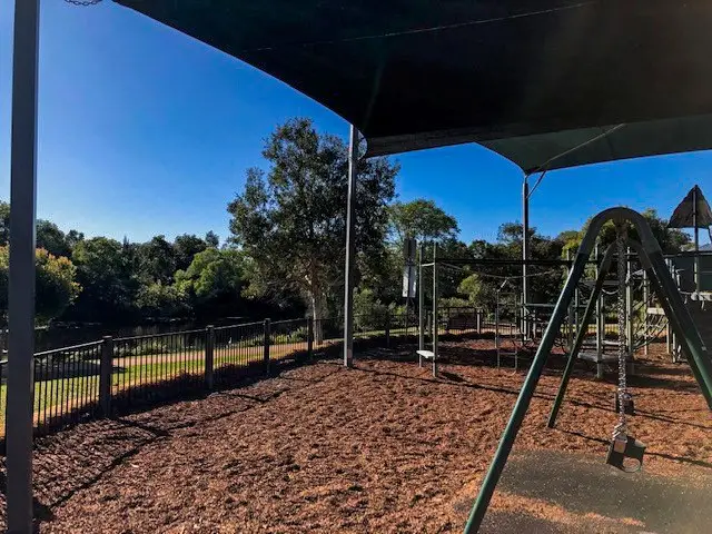Peregian Springs: The Avenue Park to Waterville Way Park