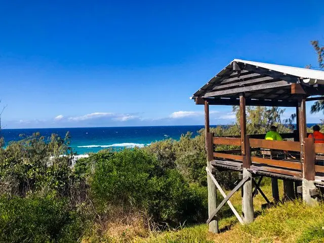 Castaways Beach to Sunrise Beach Trail