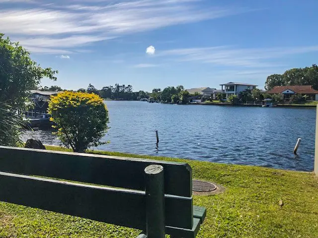 Noosa Yacht Club to Peninsula Park